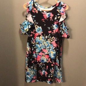 Colorful Cutout sleeve dress